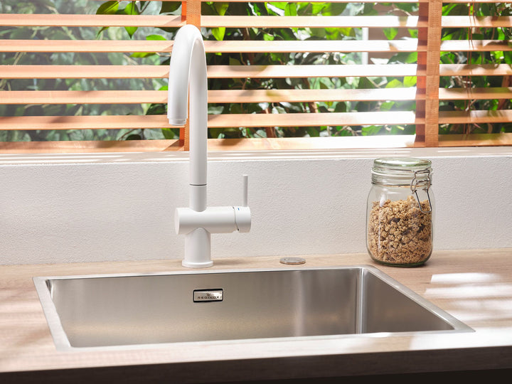 Reginox New York Stainless Steel Single Bowl Kitchen Sink