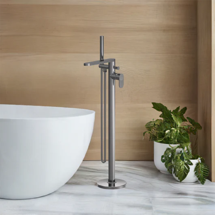 Nuie - Cyprus / Freestanding Bath Shower Mixer Tap with Kit - Pewter